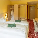 Waldhaus Am Hotel