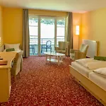 Waldhaus Am 호텔 3*