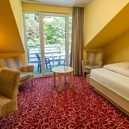 Waldhaus Am Hotel 3*