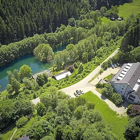 Waldhaus Am 3*